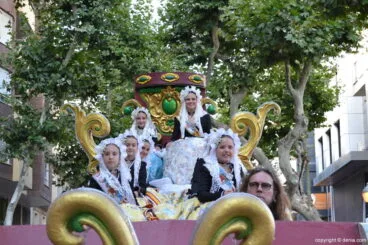 Carrozas Dénia 2017 – Carroza de las Belleas del Foc de Alicante