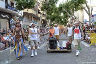 Carrozas Dénia 2017 – Comparsa de Baix la Mar