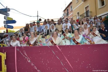 Carrozas Dénia 2017 – Cortes de honor de las falleras mayores de Dénia