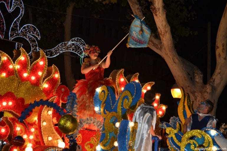Carrozas Dénia 2017 - Carroza de la falla Centro