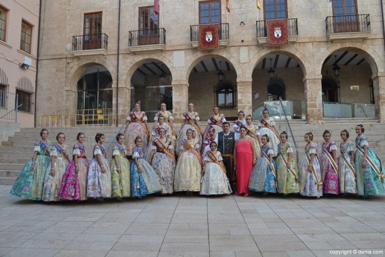 Acto del Día del Fallero Dénia 2017 - Recepción a la Fallera Mayor Infantil de València y su corte de honor