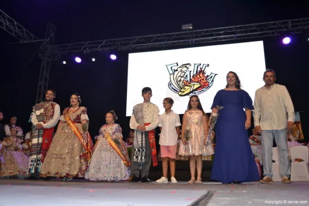 53 acto del dia del fallero denia 2017 cargos 2017 y 2018 de la falla darrere del castell