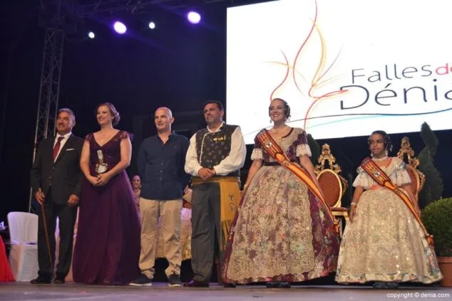66 acto del dia del fallero denia 2017 la falla oeste gana el concurso de paellas