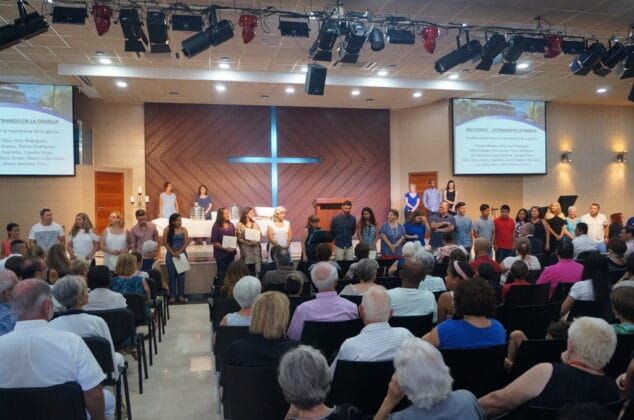 acto de presentacion de los bautizados