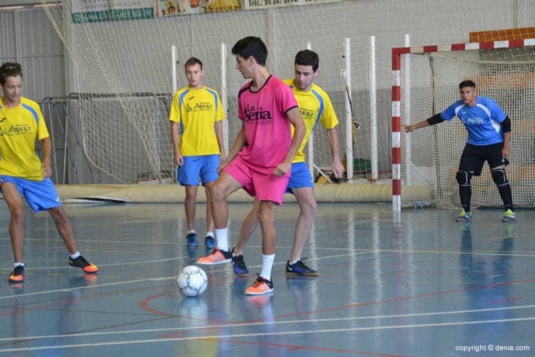 Álvaro Hernández con el H Nou Romá