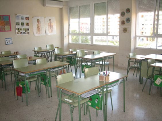 Calendario escolar para el curso 2017/2018 en Dénia, La Xara y Jesús Pobre 1 aula de primaria del colegio montgo
