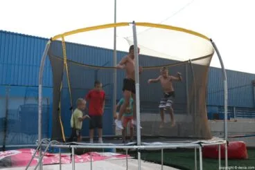 cama elastica paintball ondara