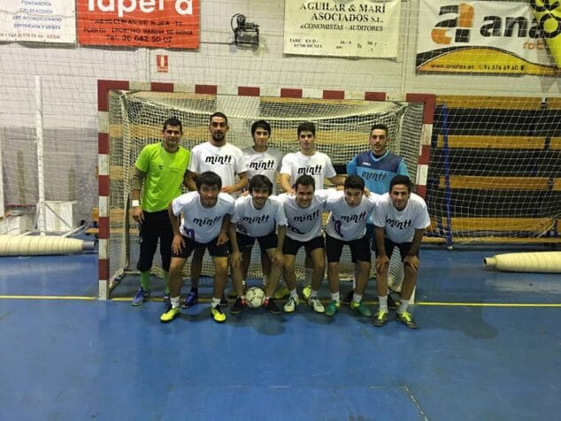 El equipo de Reale Seguros Ginestar fue el vencedor de las '24 Horas Ciudad de Dénia' 12 equipo lavinguda mintt