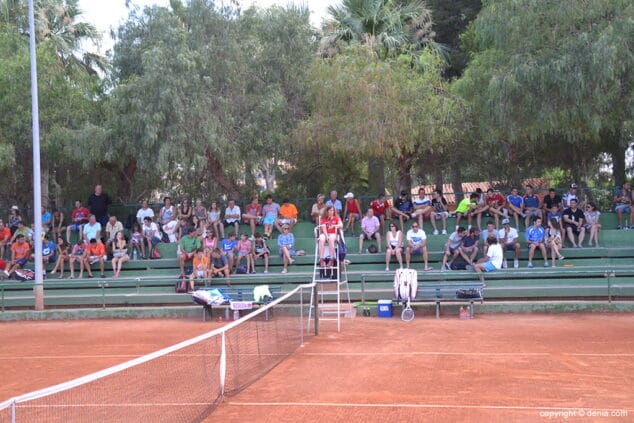 grada del club tenis denia