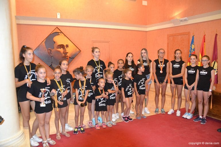 Grupo de chicas del CG Dénia
