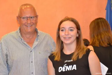 Lourdes Miralles con el alcalde