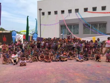 participantes holi party centro deportivo denia