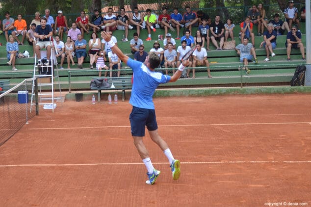 pedro martinez dando un mate