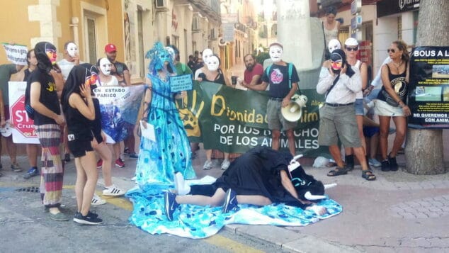 performance antitaurina en denia