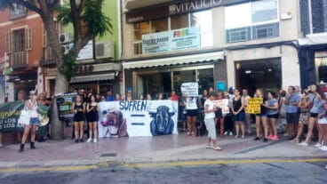 Protesta antitaurina en Dénia