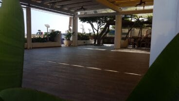 terraza de un restaurante en les rotes