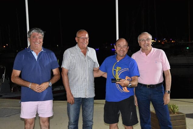 tripulacion del reti