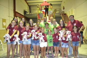 Visita a la carroza de la falla Camp Roig