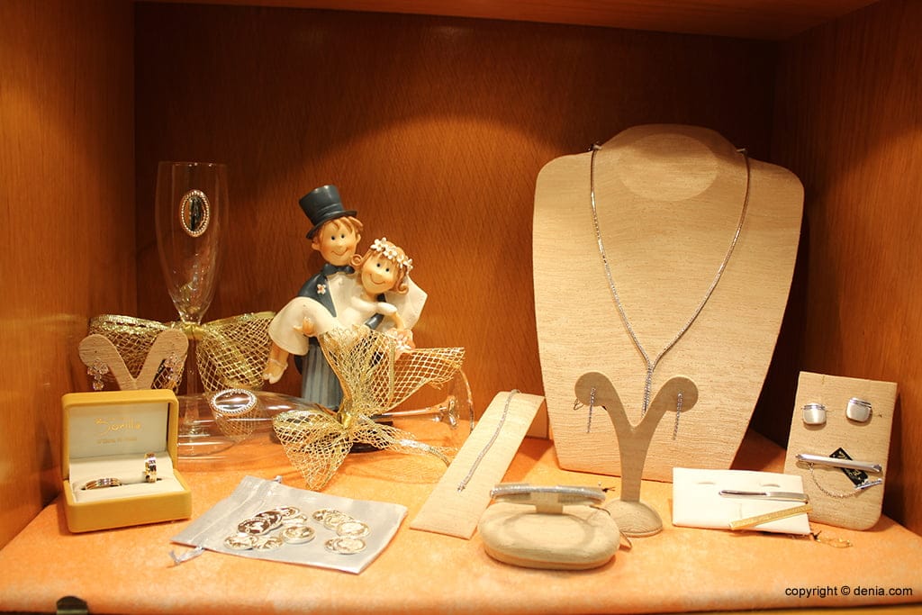 vitrina de joyeria bonilla