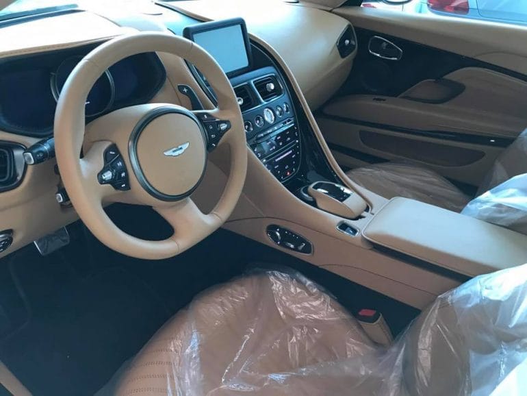 Volante Aston Martin DB11 DesignCars