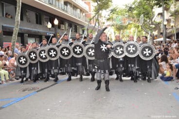 Desfile de gala Moros y Cristianos Dénia 2017 – Filà Hospitalaris