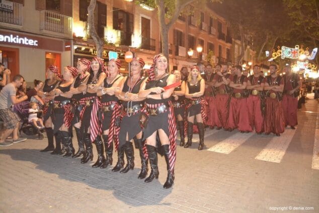 25 recepcion de la capitania mora 2017 escuadras por la calle campos