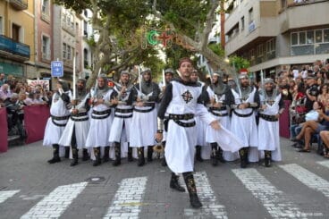 Desfile de gala Moros y Cristianos Dénia 2017 – Filà Cavallers del Me’n Fot
