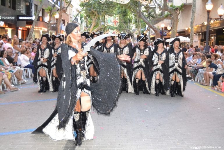 Desfile de gala Moros y Cristianos Dénia 2017 - Filà Piratas Berberiscas