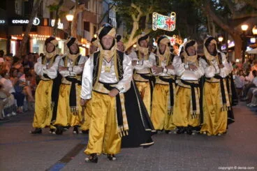 Desfile de gala Moros y Cristianos Dénia 2017 – Filà Walies