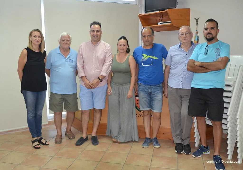 Acydma cerró el ejercicio 2016-17 con 806,72 euros de beneficio 1 alberto portillo con sus directivos en la asamblea de acydma