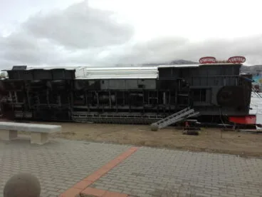 Cae una atracción en la feria del puerto