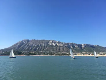 Clases de vela Escuela Municipal Real Club Náutico Dénia