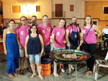 la falla baix la mar en el concurso de paellas de deniers