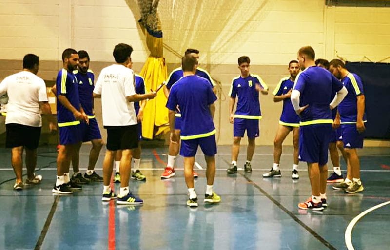 Juanma Bermejillo hace sudar a los chicos del Dénia Futsal 2 plantilla del denia futsal entrenando