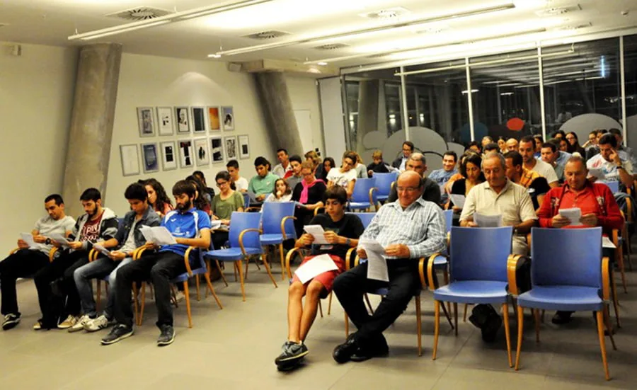 Los socios del Club Atletismo Baleària Diànium convocados a la asamblea ordinaria 1 socios en una de las asambleas del club atletismo balearia