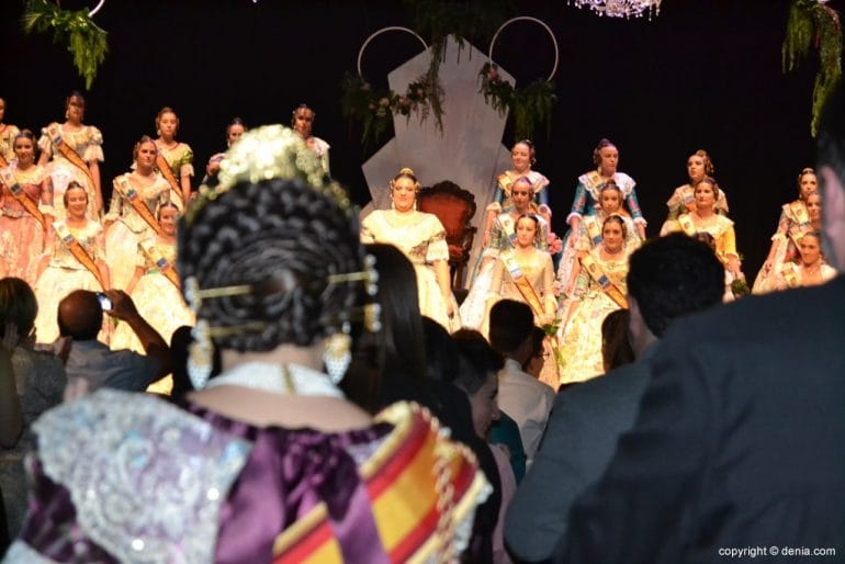 Presentación falla Centro 2018 - Raquel