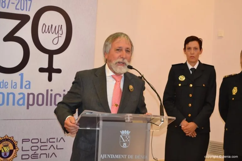 Día de la Policía Dénia - Reconocimiento a Gabriel Martínez