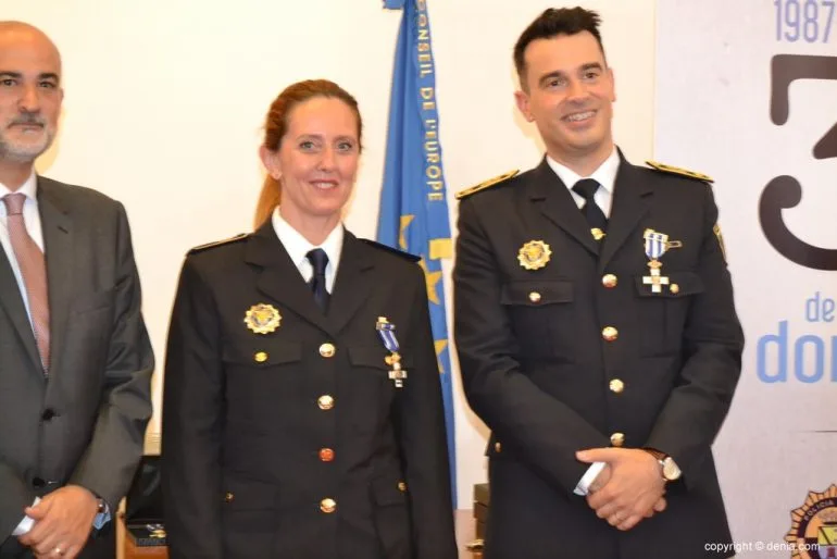 Día de la Policía Dénia - Imposición de medallas
