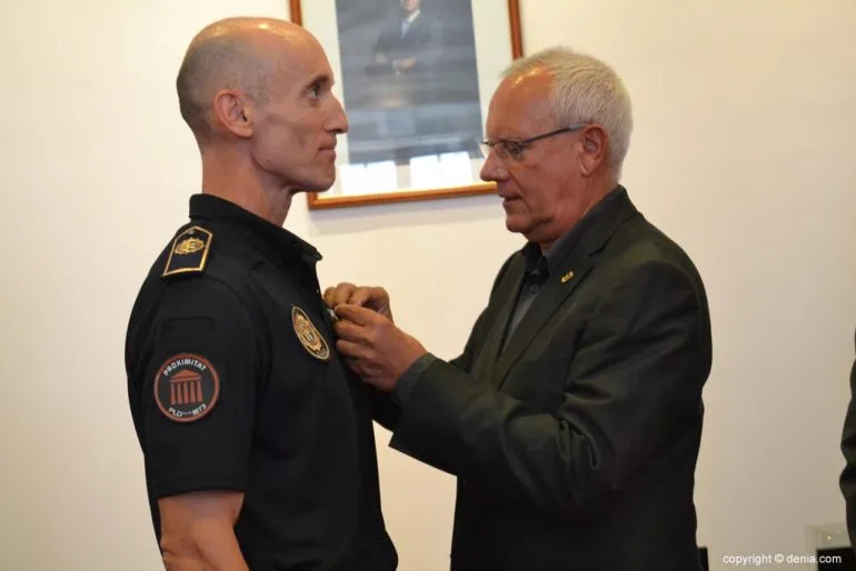 Día de la Policía Dénia - Imposición de medallas