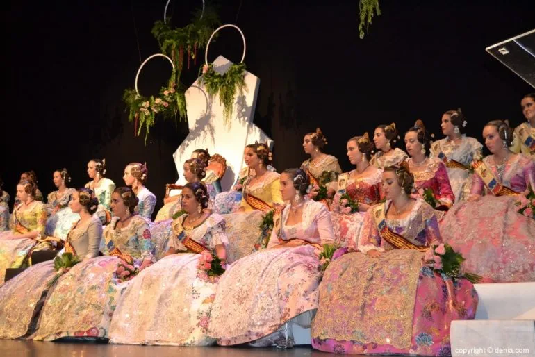 Presentación falla Centro 2018 - Falleras