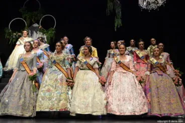 Presentación falla Centro 2018 – Falleras