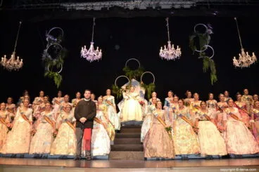 Presentación falla Centro 2018 – Falleras
