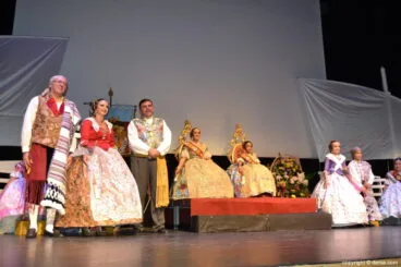 Presentación Falleras Mayores Dénia 2018 – Falla Campaments