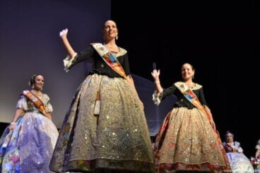 Presentación Falleras Mayores Dénia 2018 – Reinas de Elche