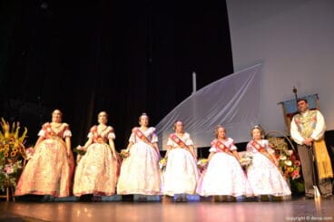 Presentación Falleras Mayores Dénia 2018 – Cortes de honor