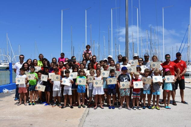 amplia representacion de alumnos de la escuela de verano del rcn denia