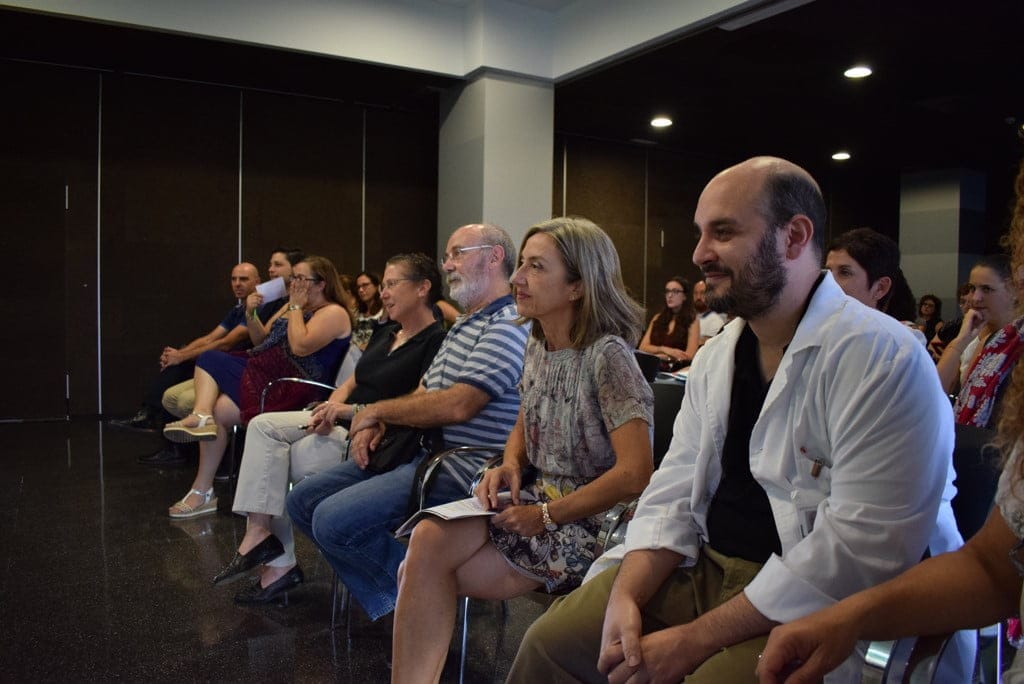 Alertan de los bajos índices en la cobertura de la vacuna del papilomavirus en la Marina Alta 2 asistentes a la ii jornada de vacunacion del departamento de salud de denia