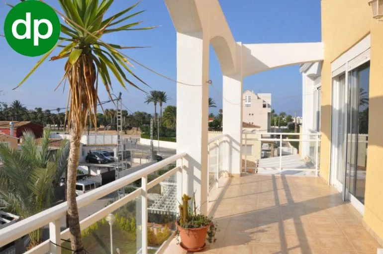 Balcón del ático donpiso Denia