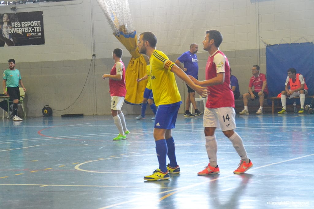 blai con un marcaje muy pegajoso