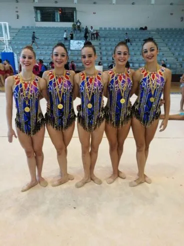 CLUB GR DENIA conjunto juvenil base ORO